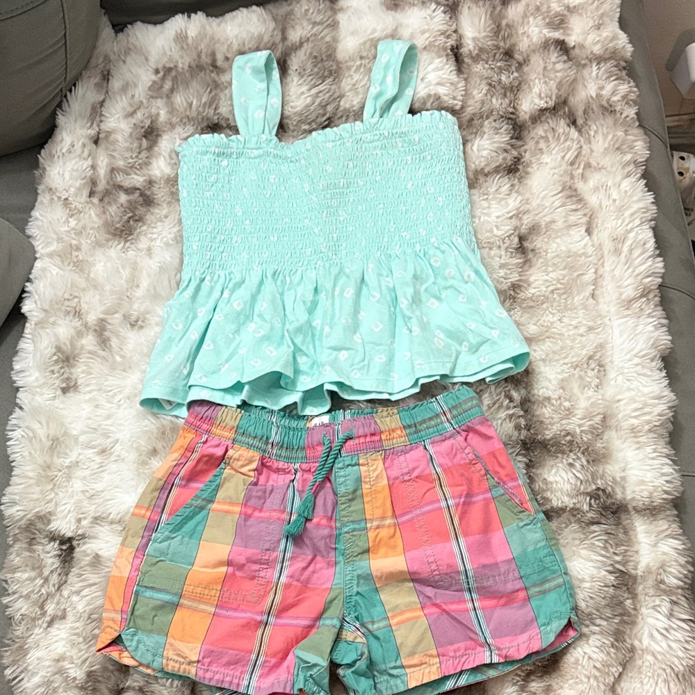 GAP Mint Top and Multicolor Shorts Set